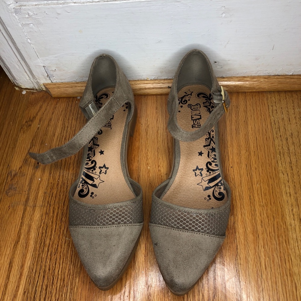 Tan flats pointed toe size 8